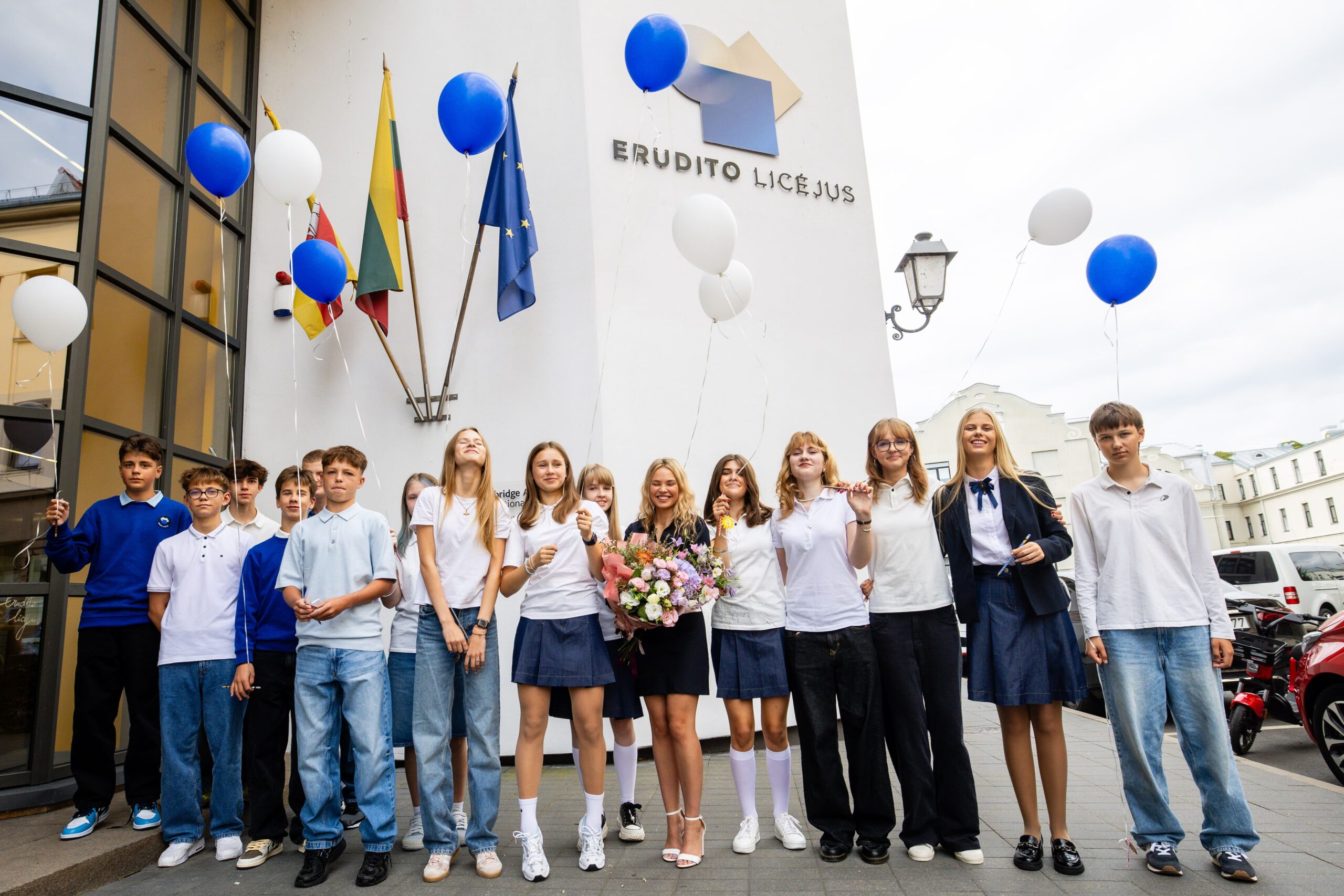 Lower secondary school (grades 5–8)